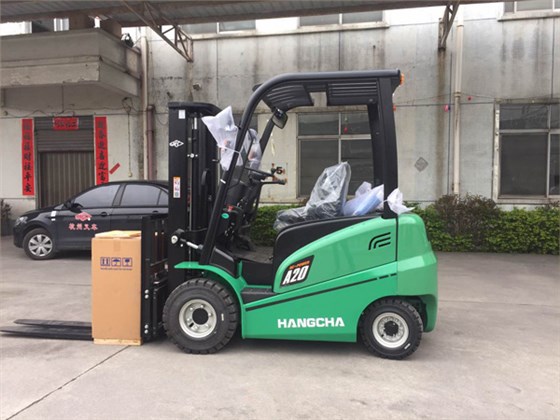 在廣州叉車市場(chǎng)，選擇電動(dòng)叉車，還要注意這些！